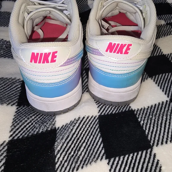 Nike Dunk Low Unlock Your Space Wmns Size 8 - Picture 5 of 8